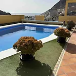 En Con Piscina Privada Διαμέρισμα