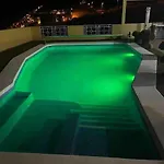 En Con Piscina Privada *
