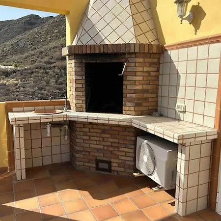 En Con Piscina Privada Apartmán *