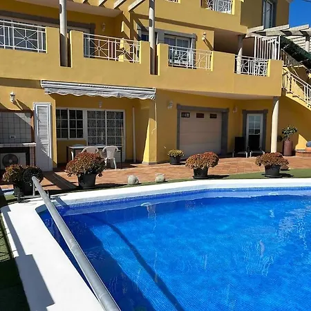 En Con Piscina Privada Apartmán *