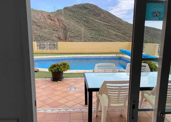 アパート En Con Piscina Privada